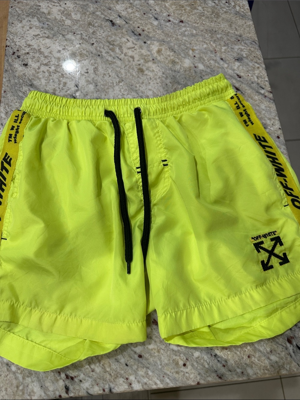 OFF-WHITE swimming shorts size small